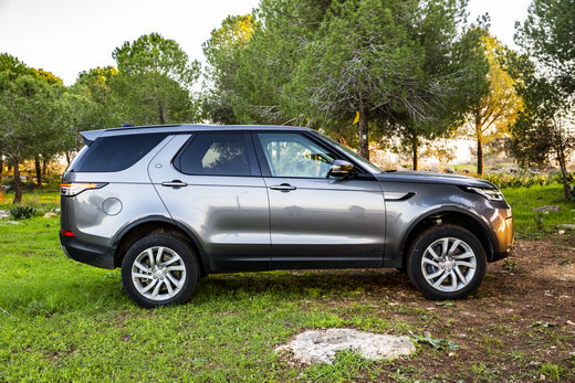 לנדרובר דיסקברי V6